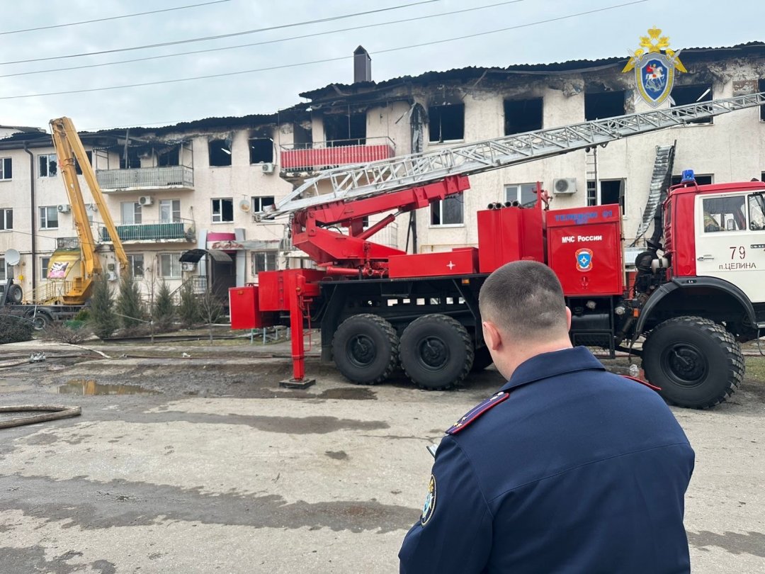 В Ростовской области следователи проводят доследственную проверку по факту обнаружения после тушения пожара тела женщины